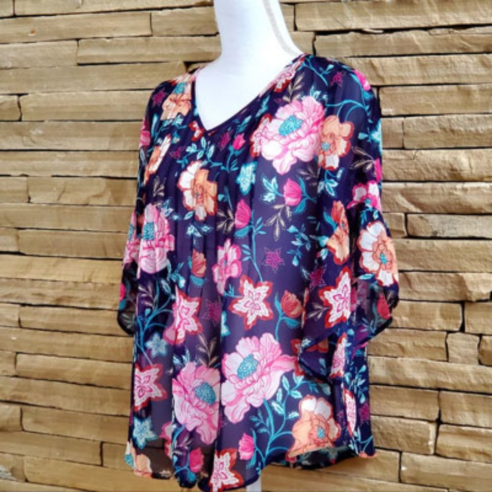 Style & co. Sheer Summer Pleated Flora Top-NWT